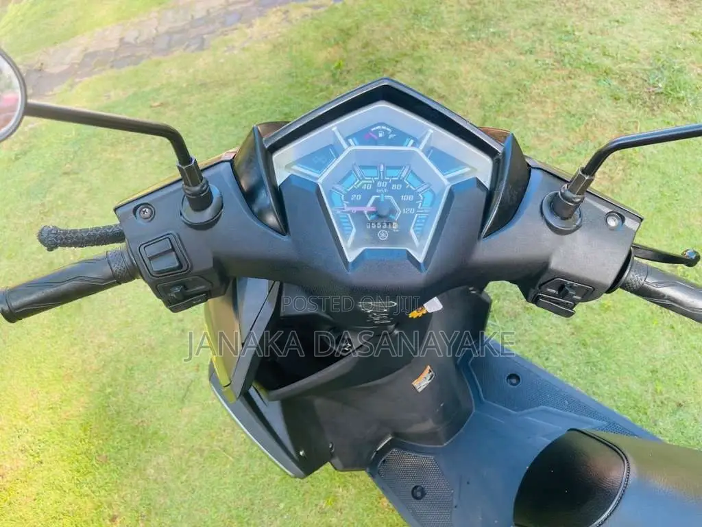 Yamaha Ray ZR 2018 Motorbike (Used)