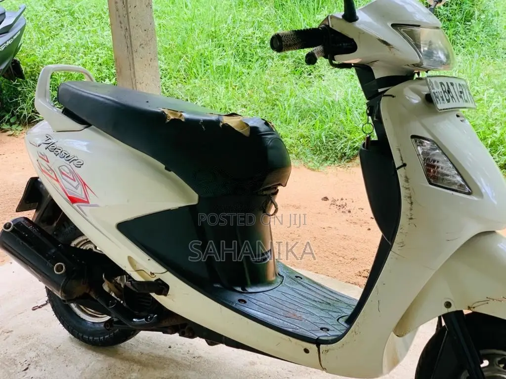 Hero Pleasure 2013 Motorbike (Used)