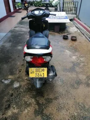 Honda Dio 2016 Motorbike (Used)