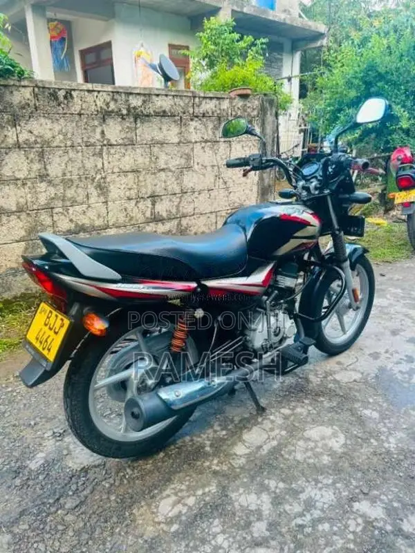 Bajaj CT-100 2024 Motorbike (Used)