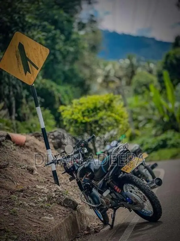 Bajaj CT-100 2015 Motorbike (Used)