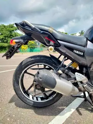 Yamaha FZ 2012 Motorbike (Used)