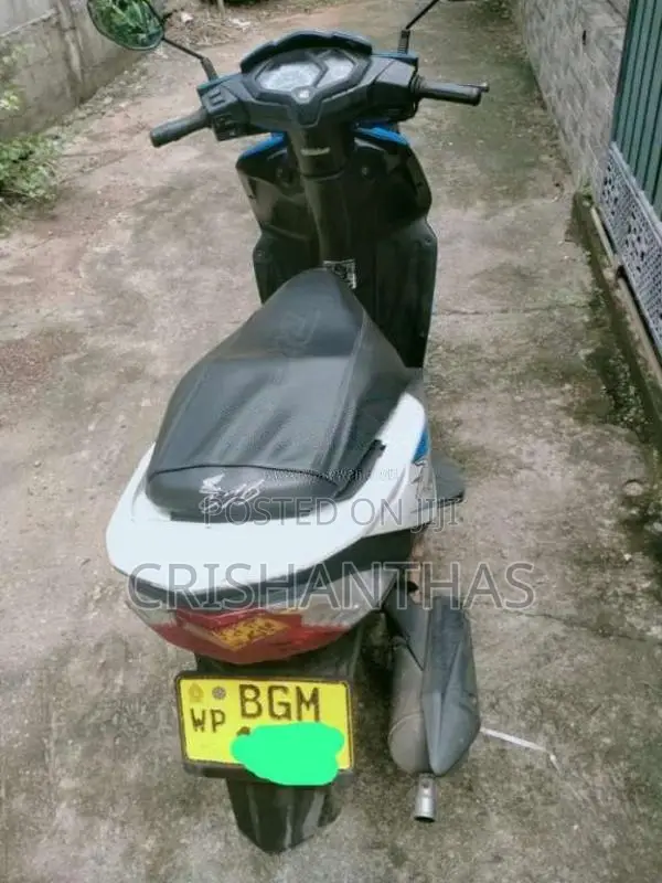Honda Dio 2018 Motorbike (Used)