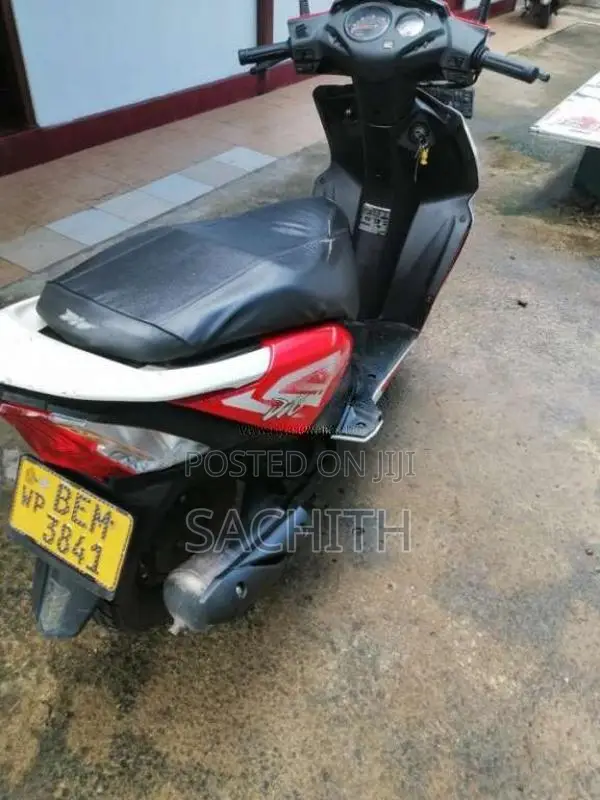 Honda Dio 2016 Motorbike (Used)