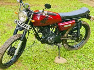 Honda Cg125 1983 Motorbike (Used)