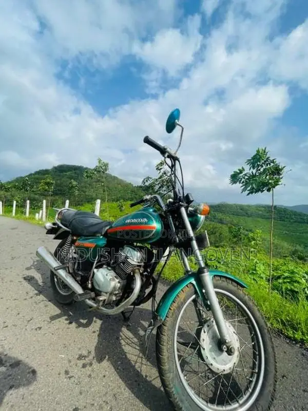 Honda CM 125 1985 Motorbike (Used)