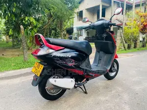 Hero Pleasure 2011 Motorbike (Used)