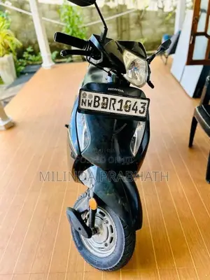 Honda Activa 2016 Motorbike (Used)