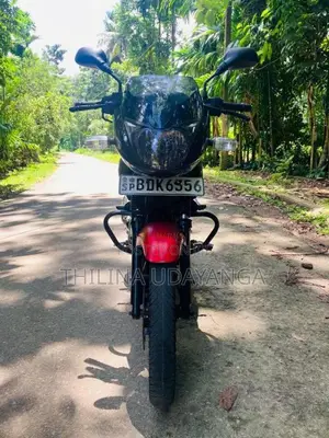 Bajaj Pulsar 2015 Motorbike (Used)
