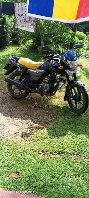 Bajaj Platina 100 2015 Motorbike (Used)