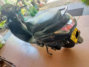 Hero Maestro Edge 2017 Motorbike (Used)