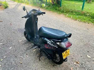 Hero Pleasure 2011 Motorbike (Used)