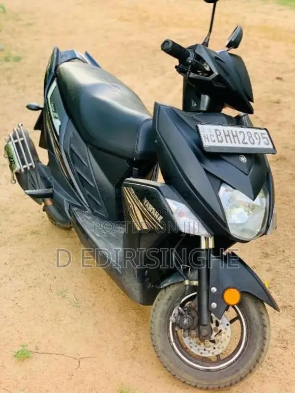 Yamaha Ray ZR 2018 Motorbike (Used)