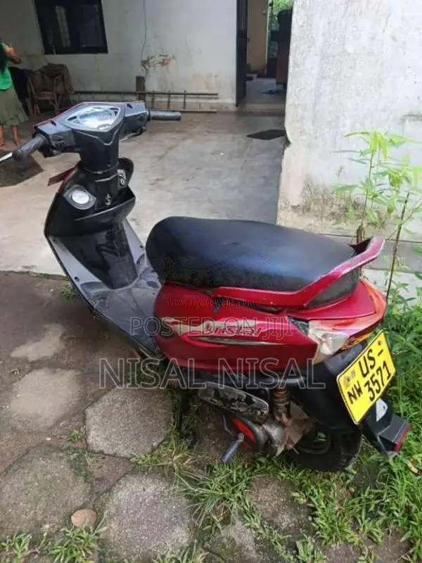 Bajaj Kristal 2009 Motorbike (Used)