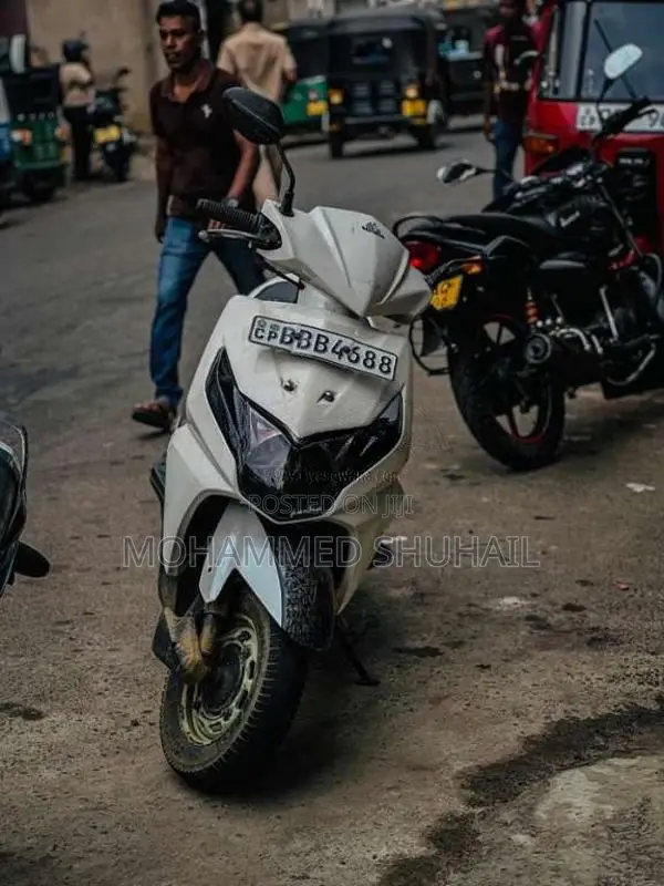 Honda Dio 2014 Motorbike (Used)