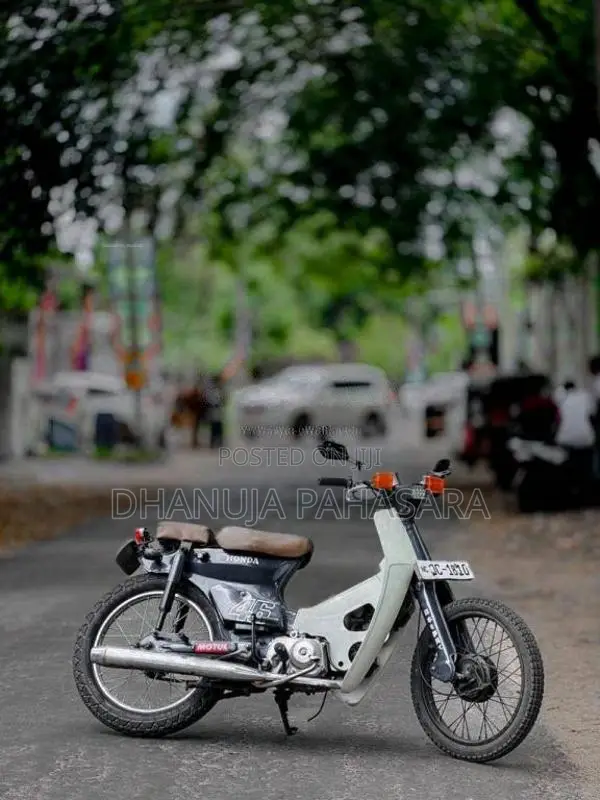 Honda Super Cub 2004 Motorbike (Used)
