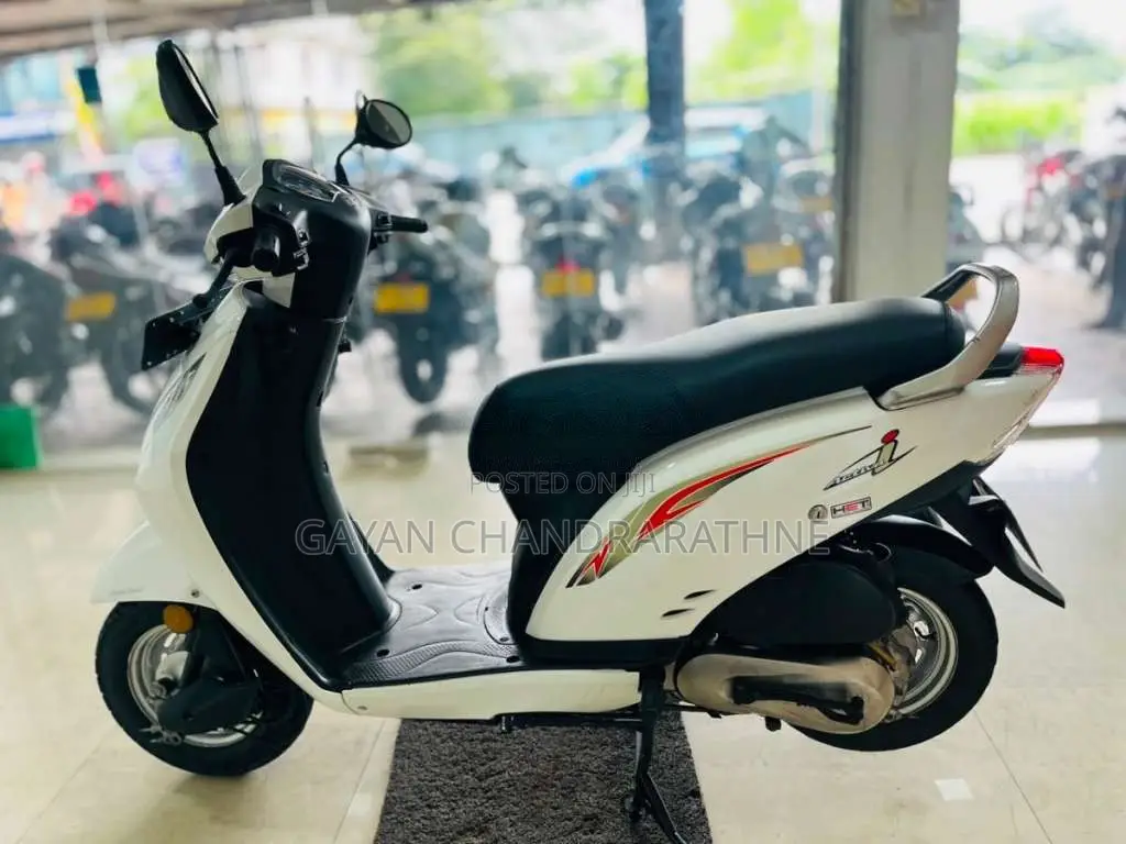 Honda Activa 2016 Motorbike (Used)