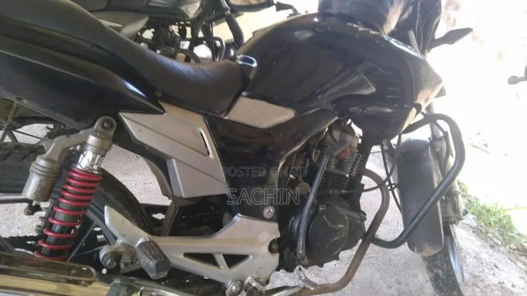 Hero Hunk 2008 Motorbike (Used)