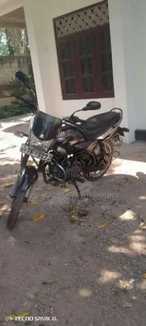 Bajaj Platina 2006 Motorbike (Used)