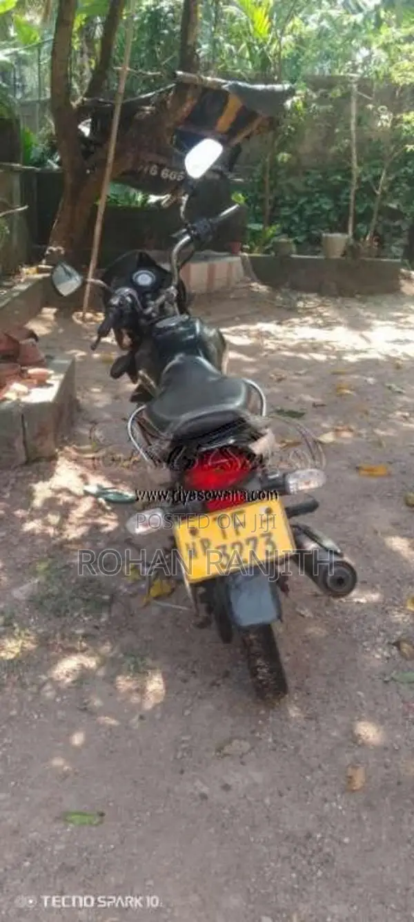 Bajaj Platina 2006 Motorbike (Used)