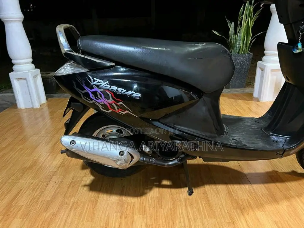 Hero Pleasure 2010 Motorbike (Used)