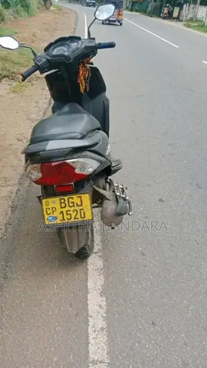 Honda DIO 2017 Motorbike (Used)