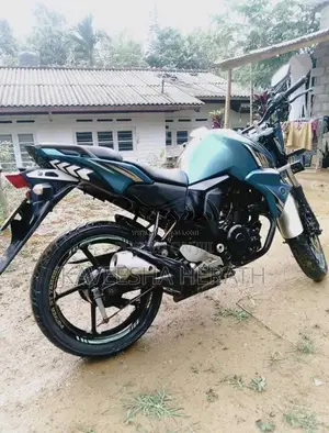 Yamaha FZ-S Version 2.0 2017 Motorbike (Used)
