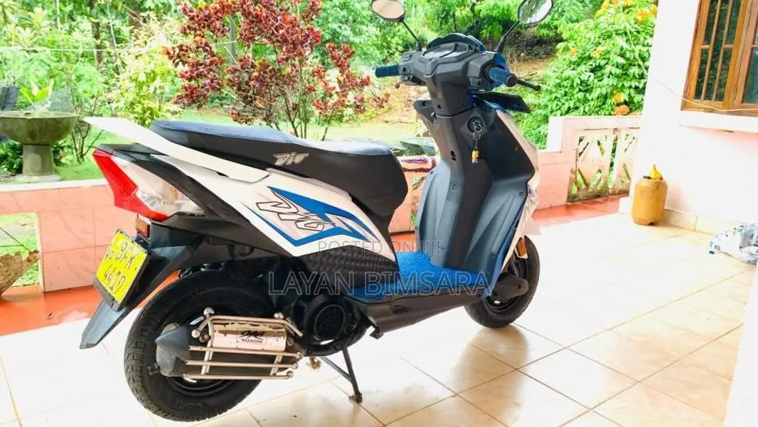 Honda Dio 2017 Motorbike (Used)
