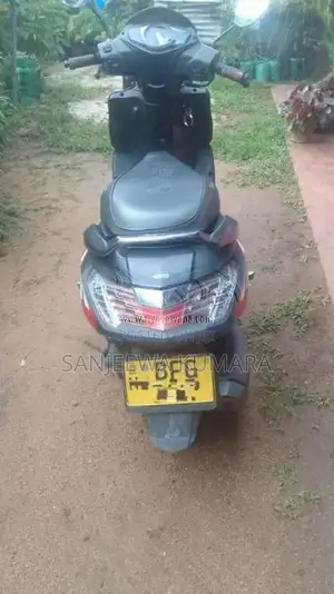 Hero Dash 2017 Motorbike (Used)