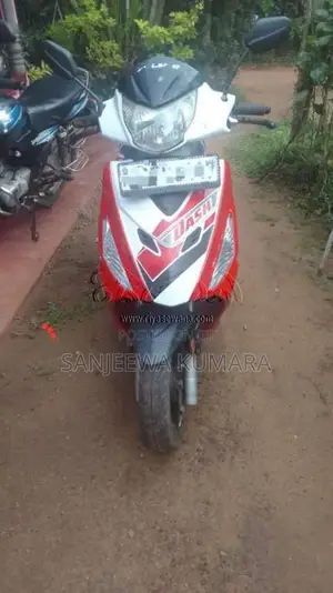 Hero Dash 2017 Motorbike (Used)