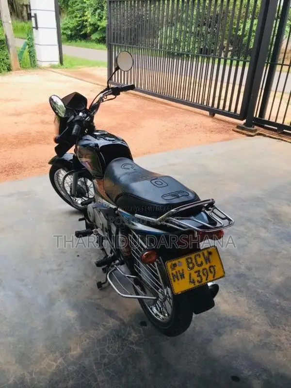 Bajaj CT-100 2015 Motorbike (Used)