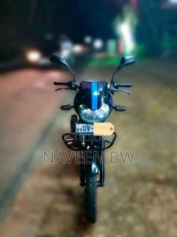 Bajaj Discover 2009 Motorbike (Used)