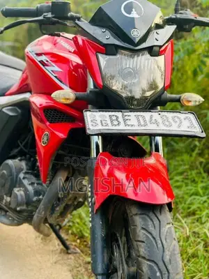 Yamaha Fz Version 2.0 2016 Motorbike (Used)