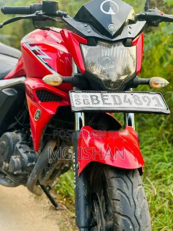 Yamaha Fz Version 2.0 2016 Motorbike (Used)