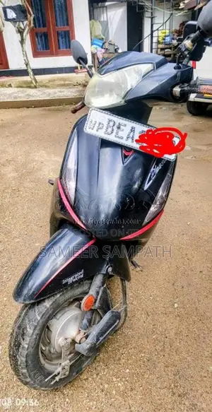 Hero Pleasure 2016 Motorbike (Used)