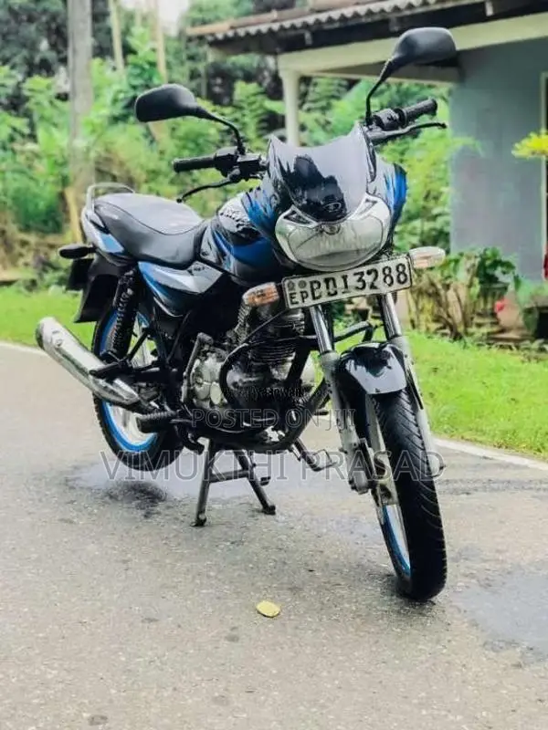 Bajaj Discover 2015 Motorbike (Used)