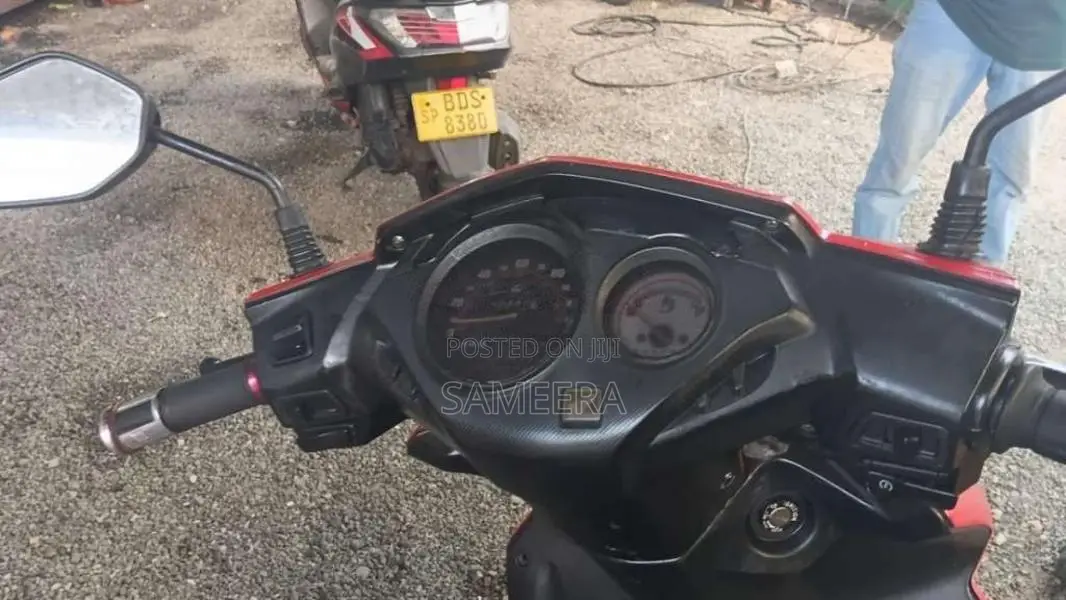 Honda Dio 2013 Motorbike (Used)