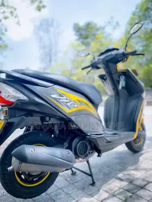 Honda Dio 2017 Motorbike (Used)