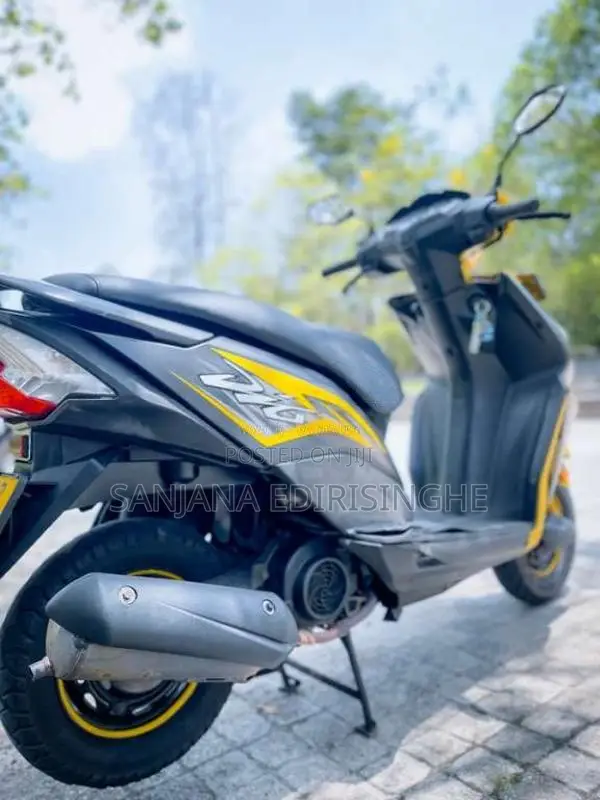 Honda Dio 2017 Motorbike (Used)