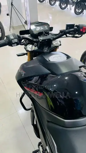 Hero Hunk 2026 Motorbike Brand New