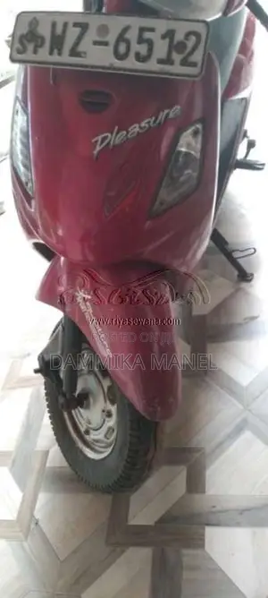 Hero Pleasure 2012 Motorbike (Used)