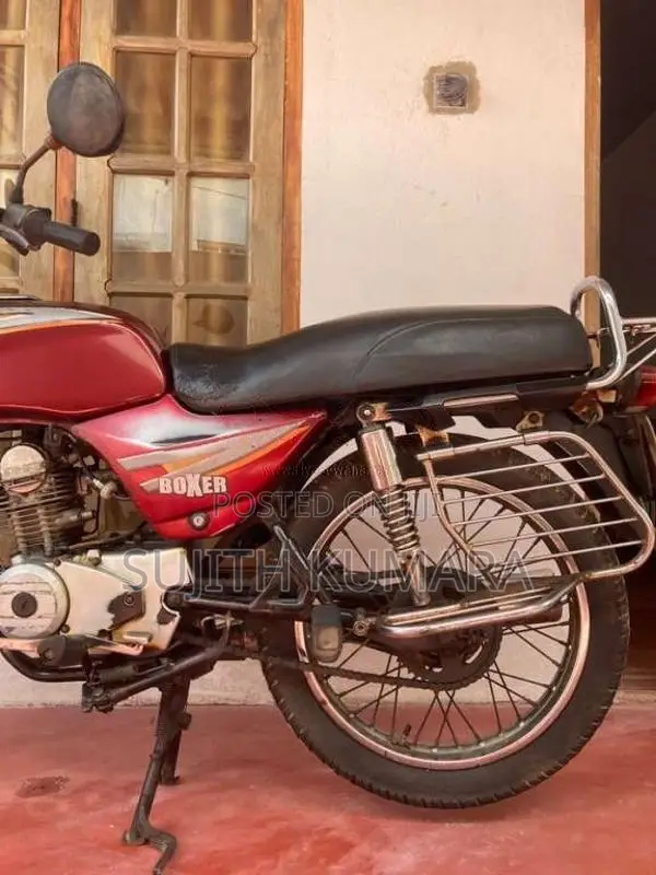 Bajaj Boxer 2003 Motorbike (Used)