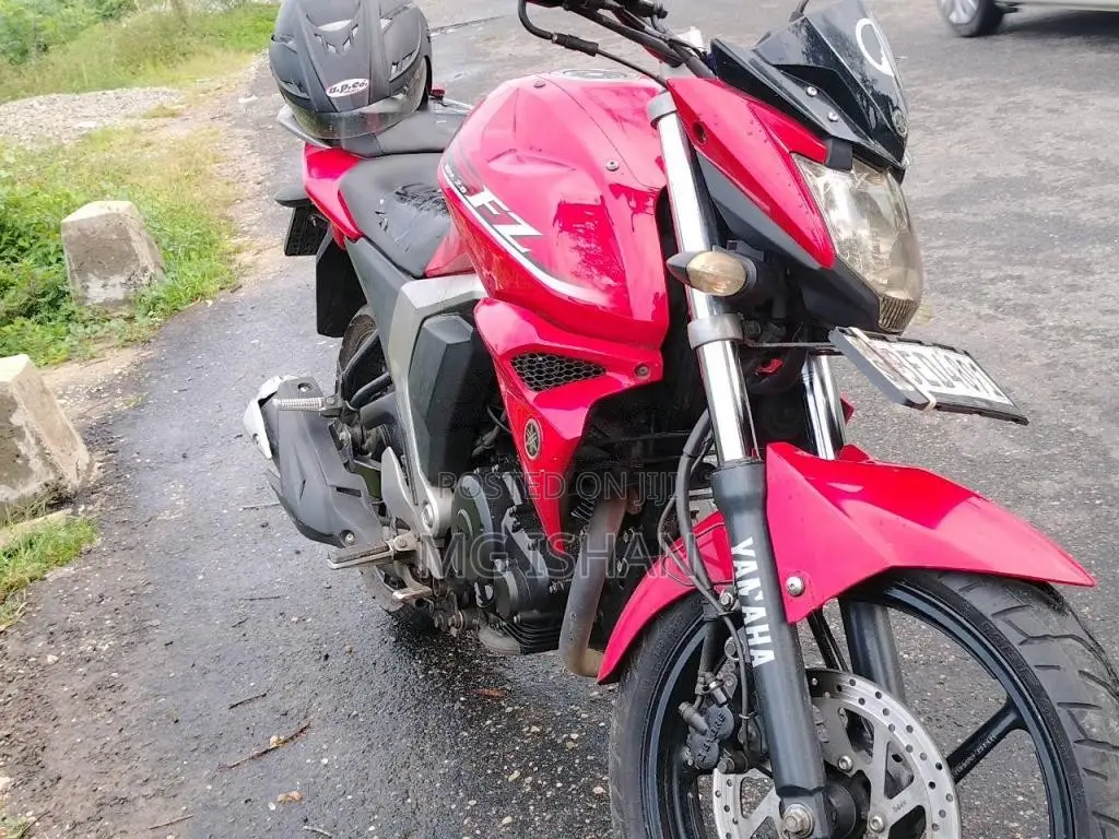 Yamaha Fz Version 2.0 2016 Motorbike (Used)