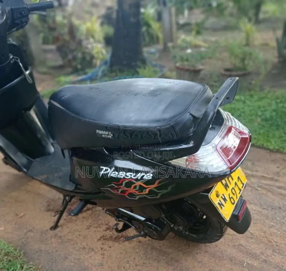 Hero Pleasure 2011 Motorbike (Used)