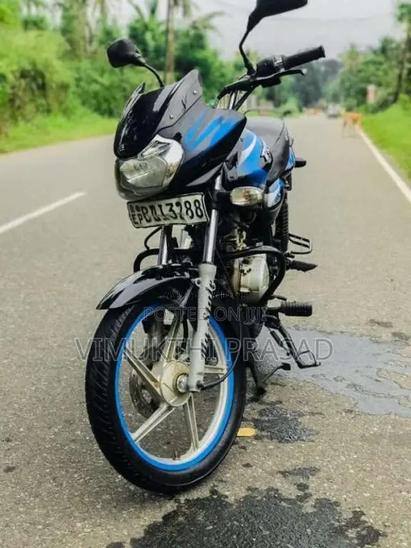 Bajaj Discover 2015 Motorbike (Used)