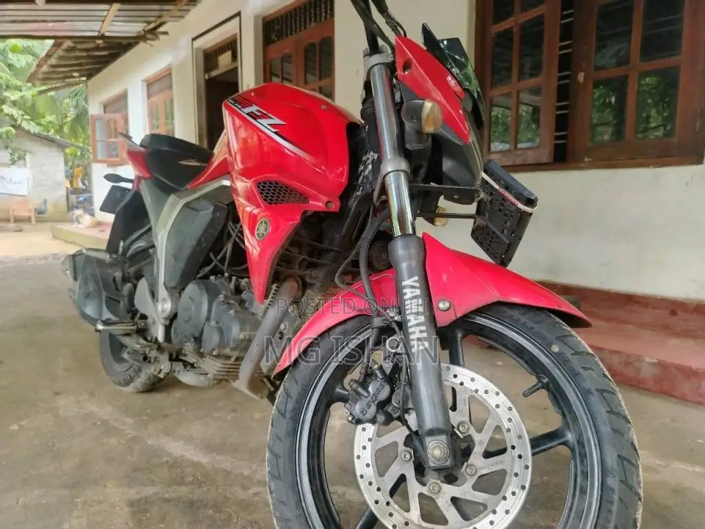 Yamaha Fz Version 2.0 2016 Motorbike (Used)