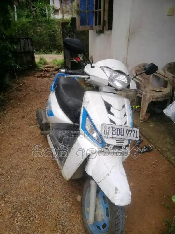 Mahindra Mahindra 2014 Motorbike (Used)