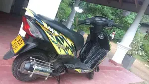 Honda Dio 2015 Motorbike (Used)