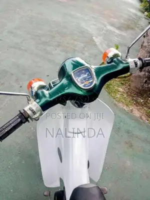 Honda Super Cub 2004 Motorbike (Used)