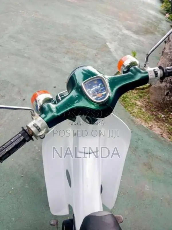 Honda Super Cub 2004 Motorbike (Used)